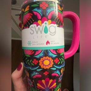 Swig drink 40oz cup